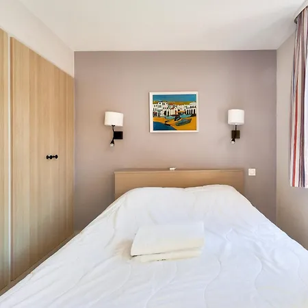 La Pinede - Maeva - Bord De 2 Pieces + Coin 6 Personnes - Prestige Mae-7691 * הייר